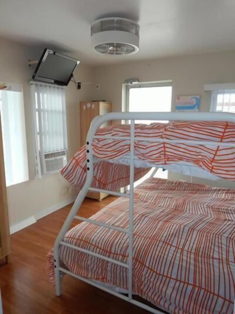 Sifting Sands Motel 14/34
