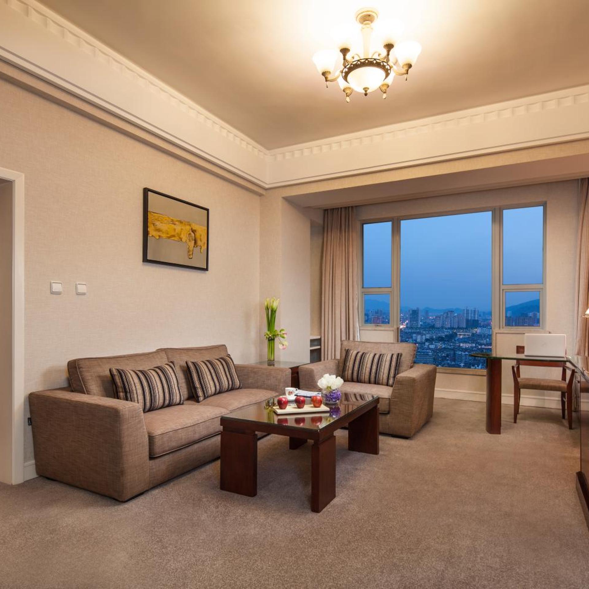Overseas Chinese Hotel Wenzhou 29/55
