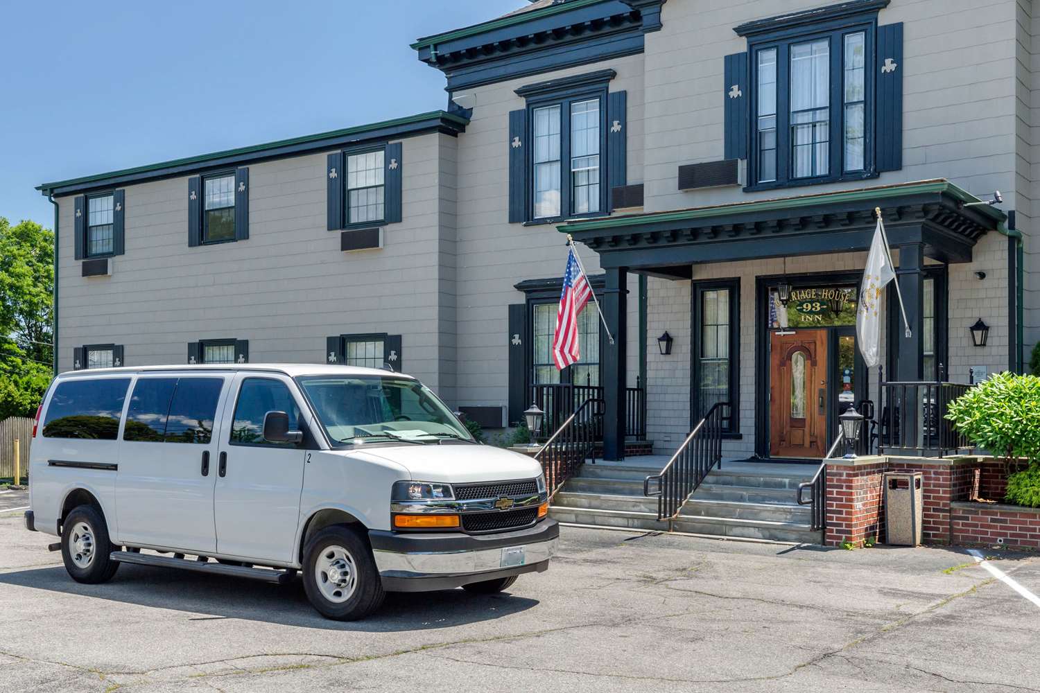 The Carriage House Inn Newport 42/44