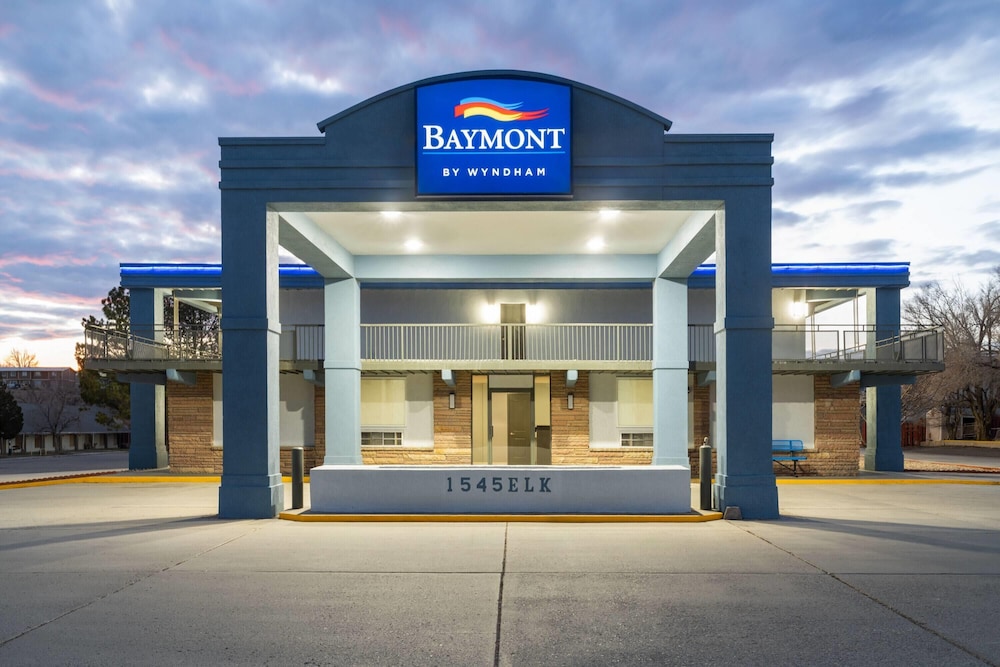 Baymont by Wyndham Rock Springs 4/29