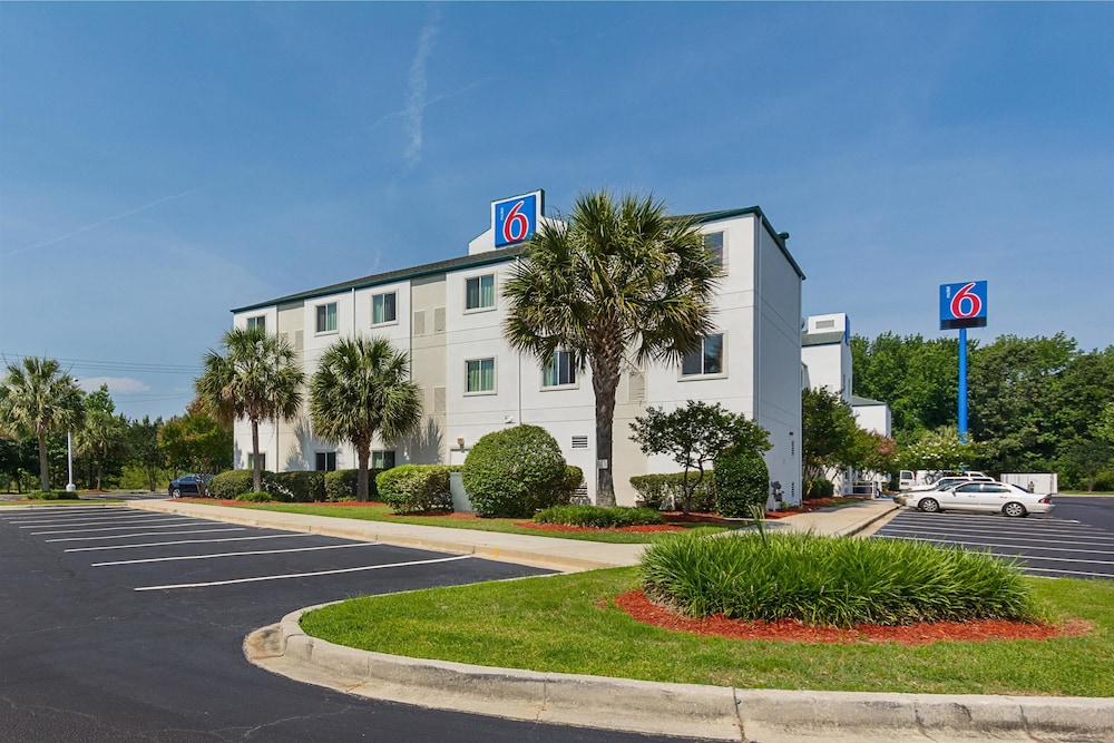Motel6 Columbia, SC - Fort Jackson Area 9/47