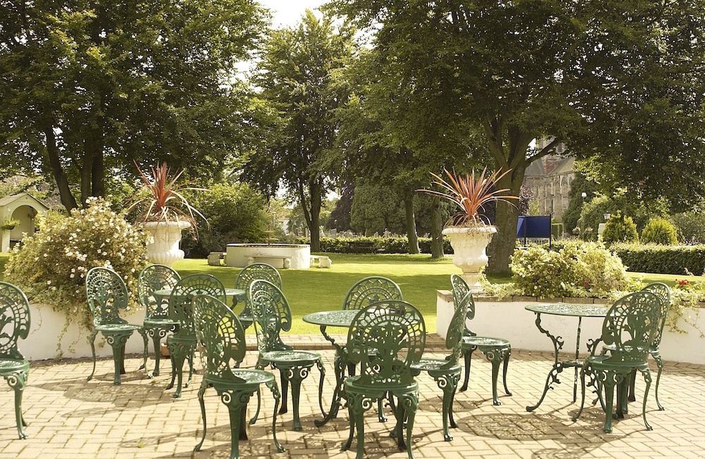 Maitlandfield House Hotel 6/54
