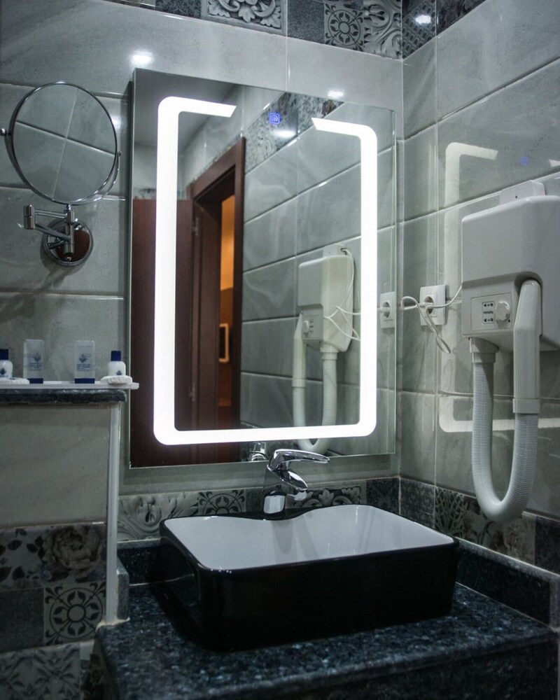 Hotel VESCERA 20/21