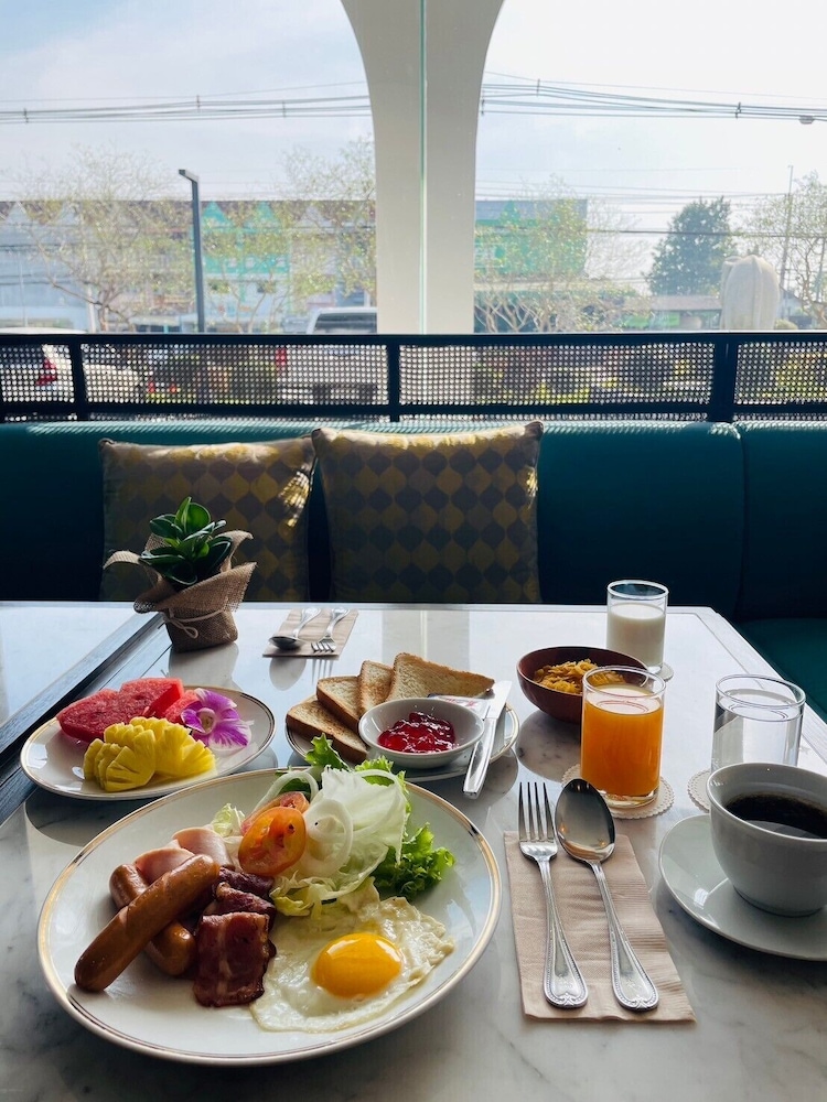 Indochina Hotel 30/50