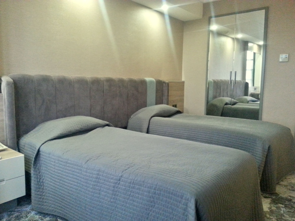 Hotel Marla 24/48