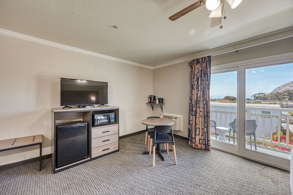 Harbor House Inn 30/50