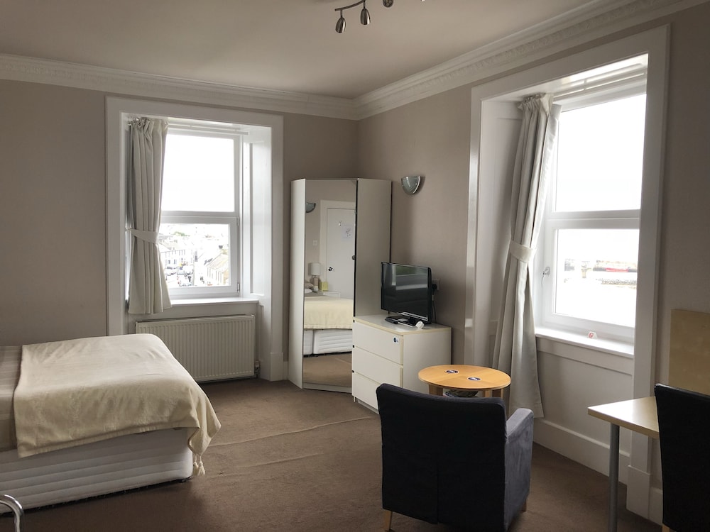 The Bowmore House Bed and Breakfast 7/36
