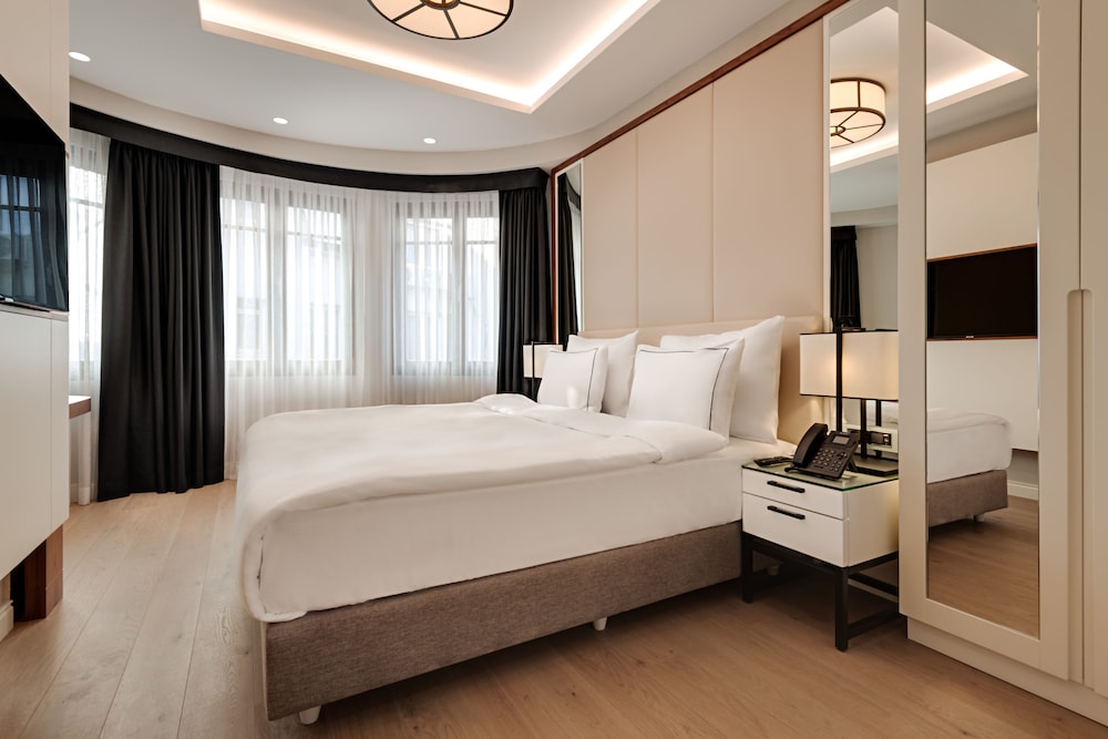 Gleam Collection Hotel 25/62