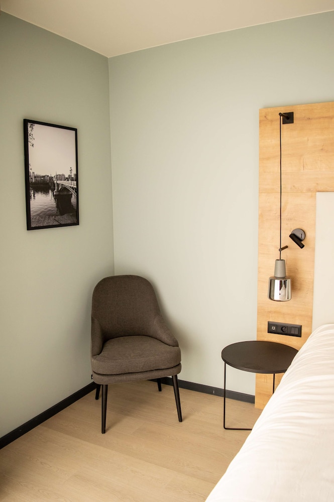 Radisson Hotel Liege City Centre 24/42