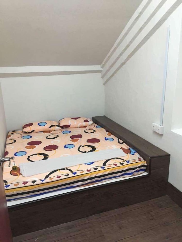 STEP INN GUEST HOUSE 3/31