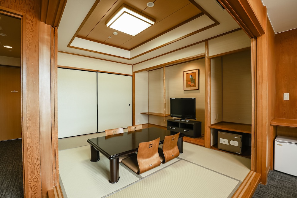 Kamenoi Hotel Kochi 53/61