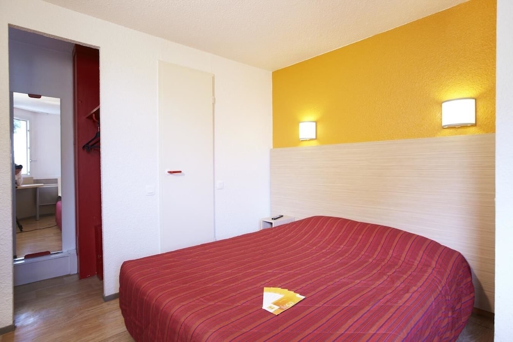 Hotel Premiere Classe Avignon Courtine 17/50