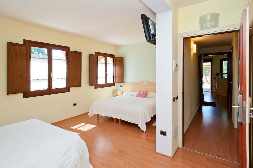 Gentarrubia - B&B 11/50