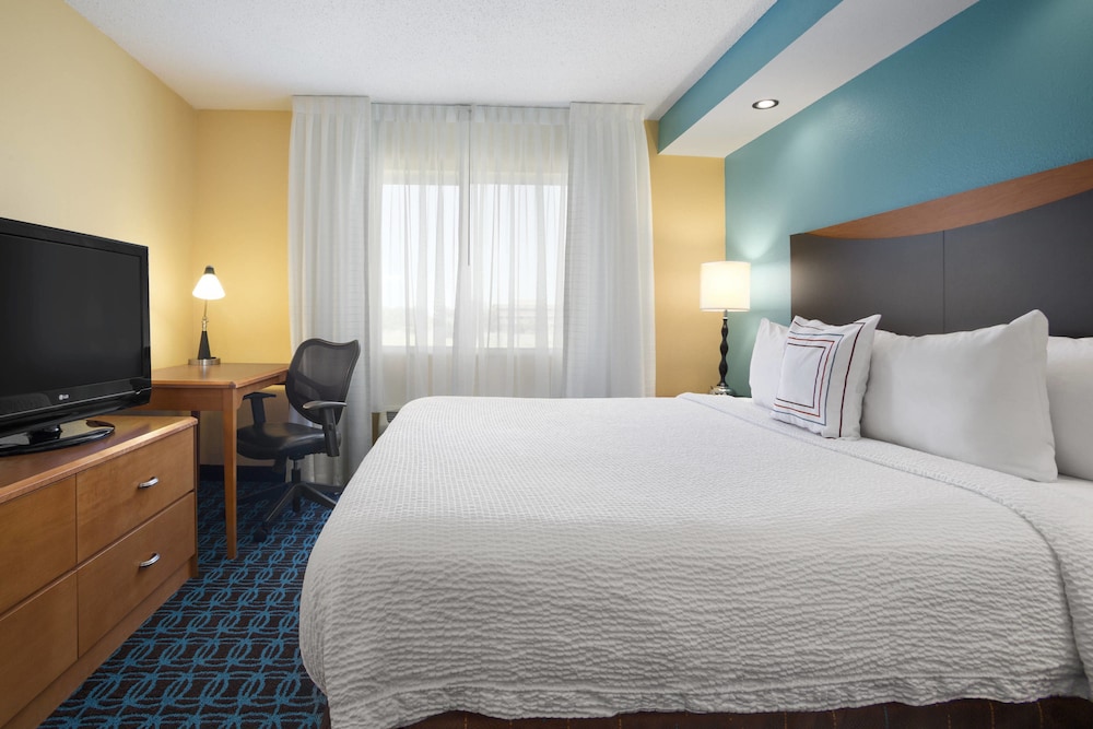 Fairfield Inn Suites Minneapolis St Paul Airport 8/53