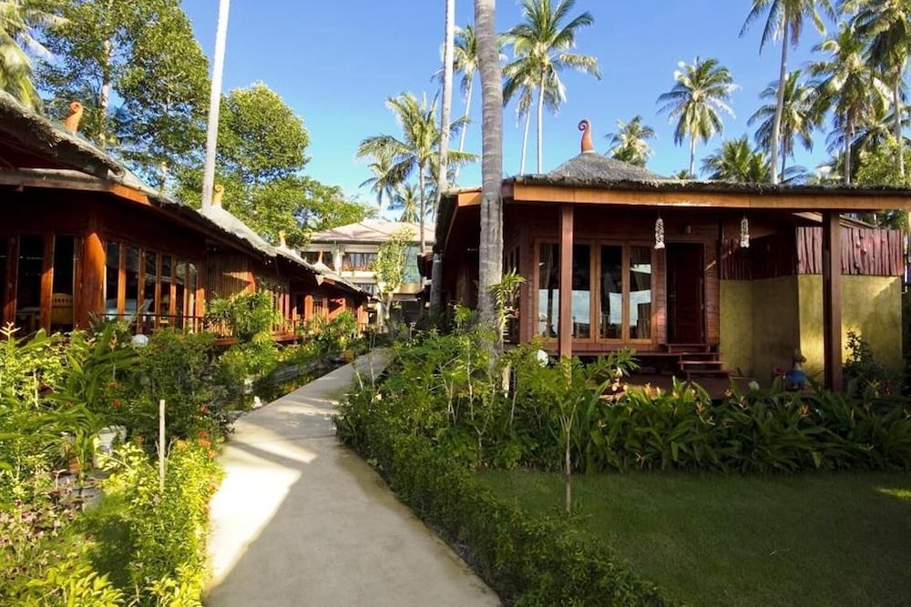 Lipa Bay Resort 51/55
