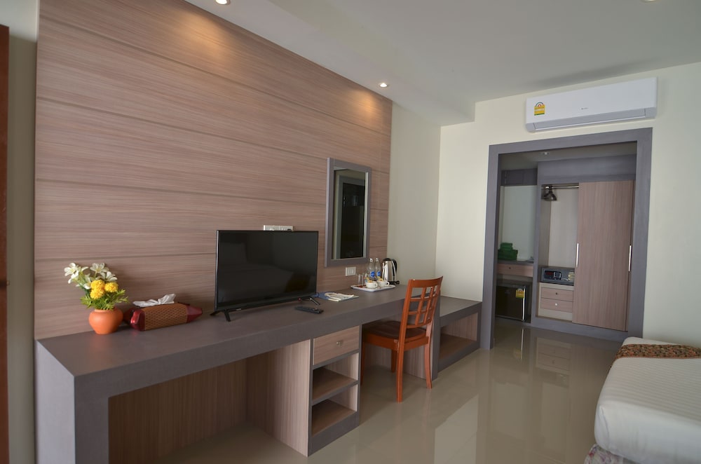 Nakara Long Beach Resort 31/50