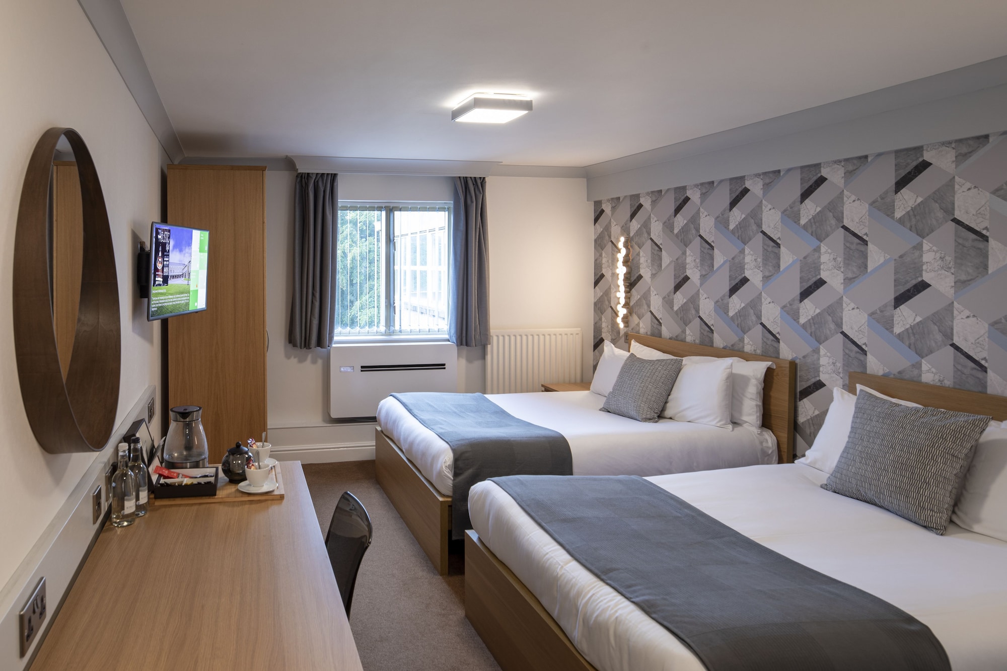 PREMIUM, FAMILY, 2 DOUBLE BEDS