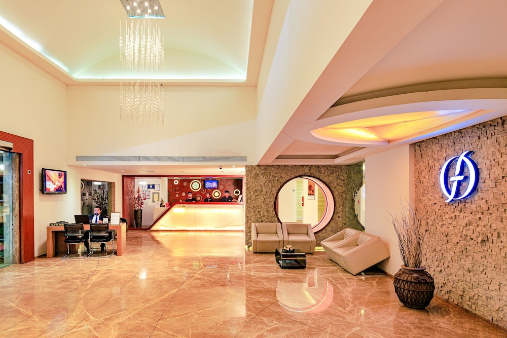 FLORA AIRPORT HOTEL 30/50