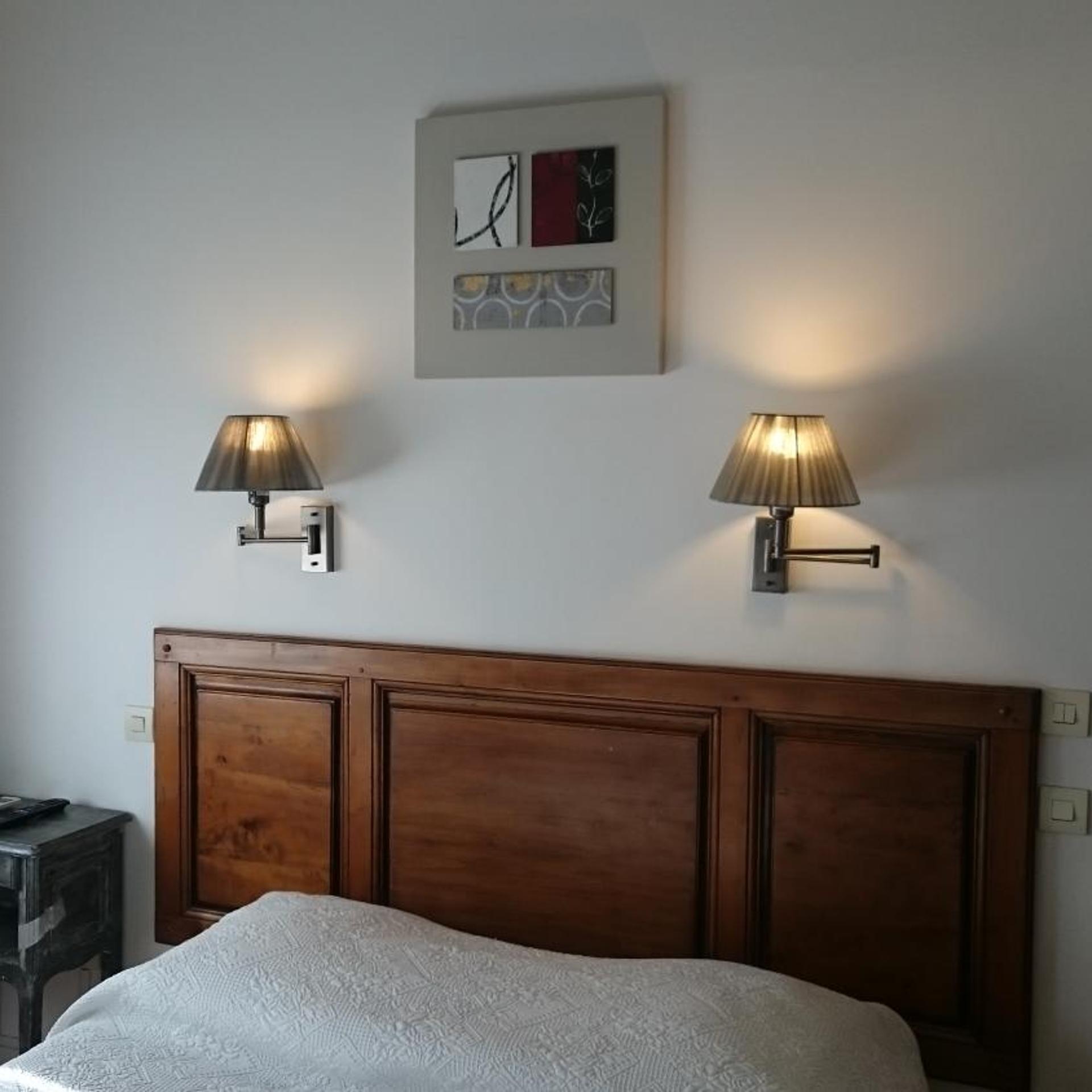 P'TIT DEJ-HOTEL MARTIGUES LE 5 21/57