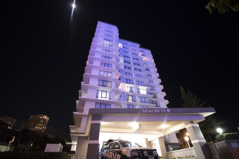 Seacrest Beachfront Holiday Apartments 2/69
