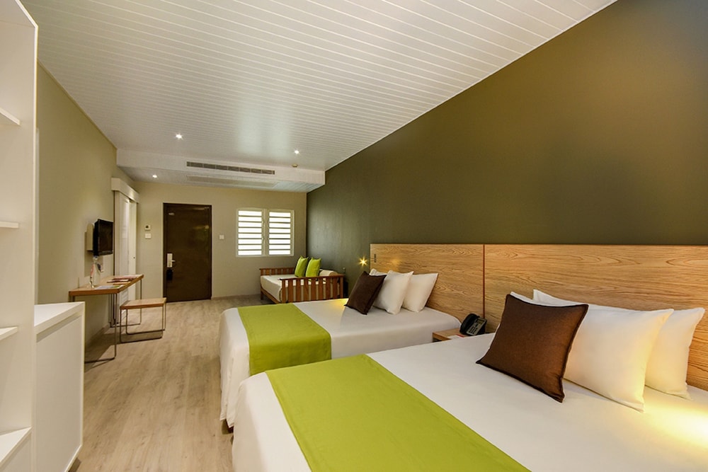 Mauricia Beachcomber Resort Spa 15/78