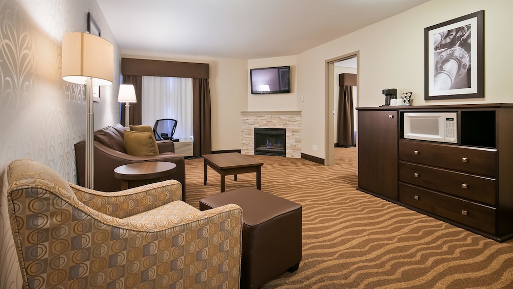 Best Western High Road Inn 24/53