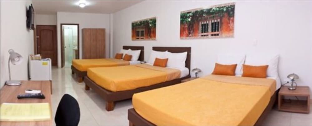 Hotel Condina 8/26
