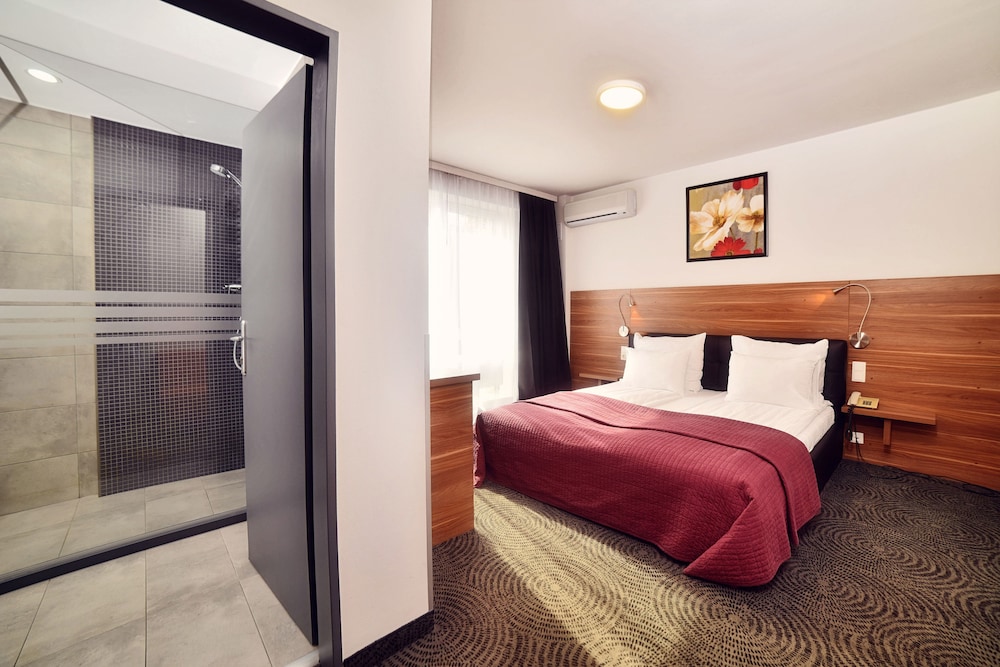 President Hotel 23/63