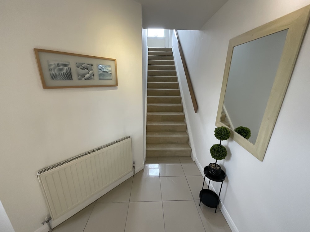 Earle House Serviced Apartments 19/50