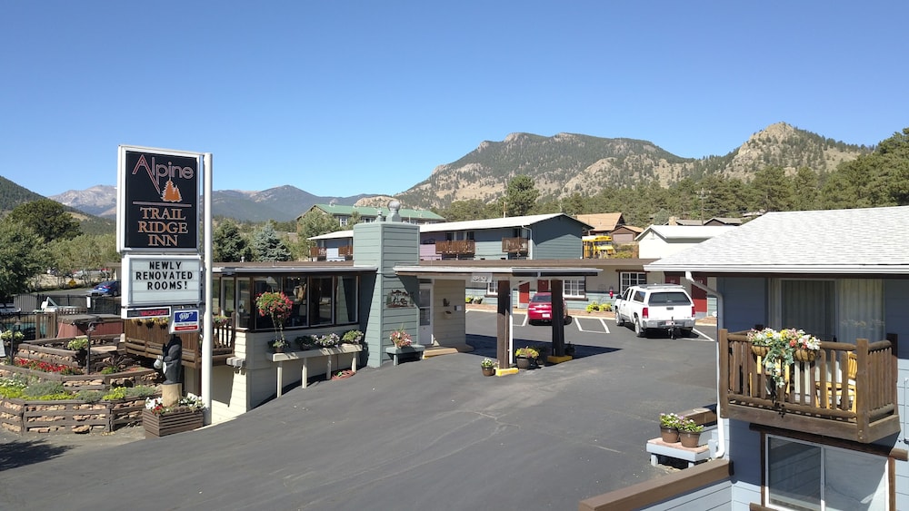 Alpine Trail Ridge Inn 64/74