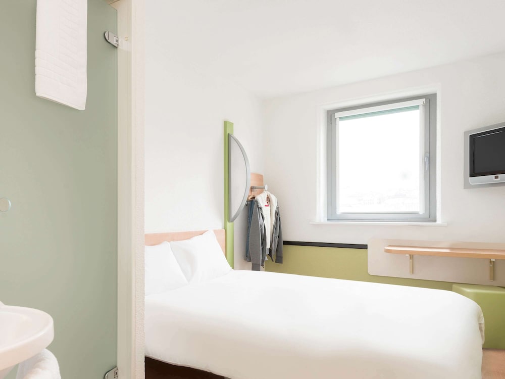 Ibis Budget Bradford 28/28