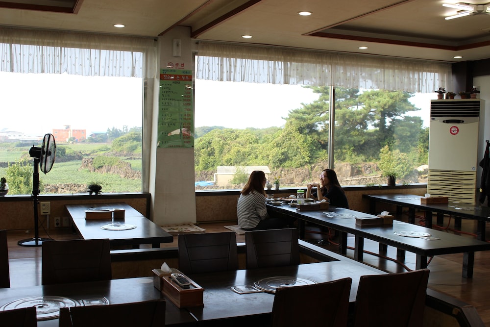 Jeju Feel House 20/50