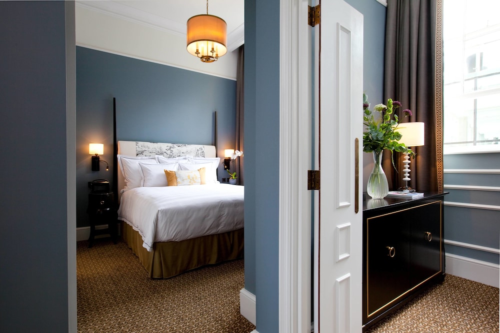 The Gainsborough Bath Spa 26/77