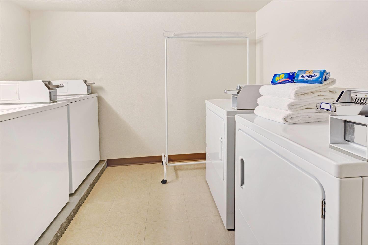 Microtel Inn & Suites by Wyndham Cheyenne 31/31