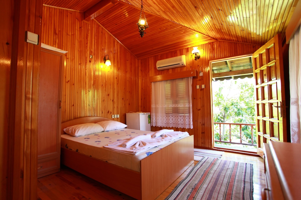 Baris Pension & Bungalows 8/50