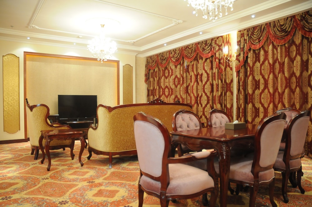 Sogecoa(Zambia)Golden Peacock Hotel 37/44