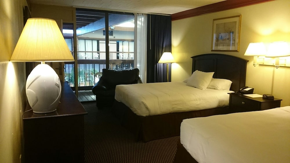 Altoona Grand Hotel 22/49
