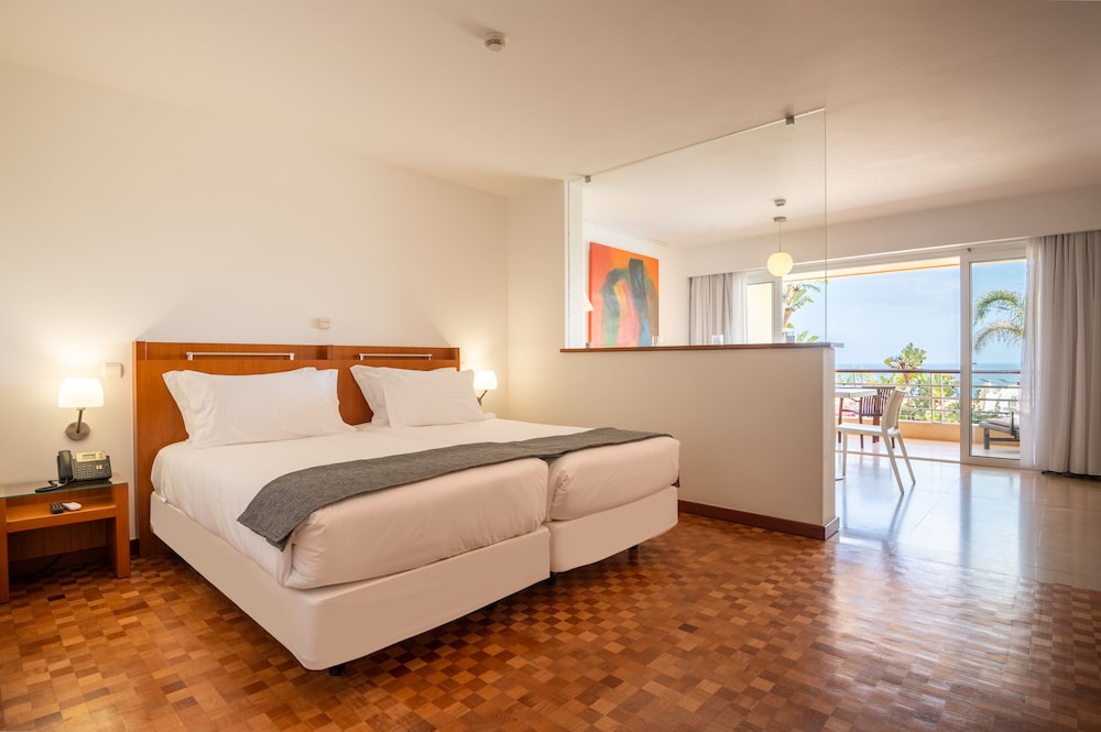 Aparthotel Vila Luz 24/71