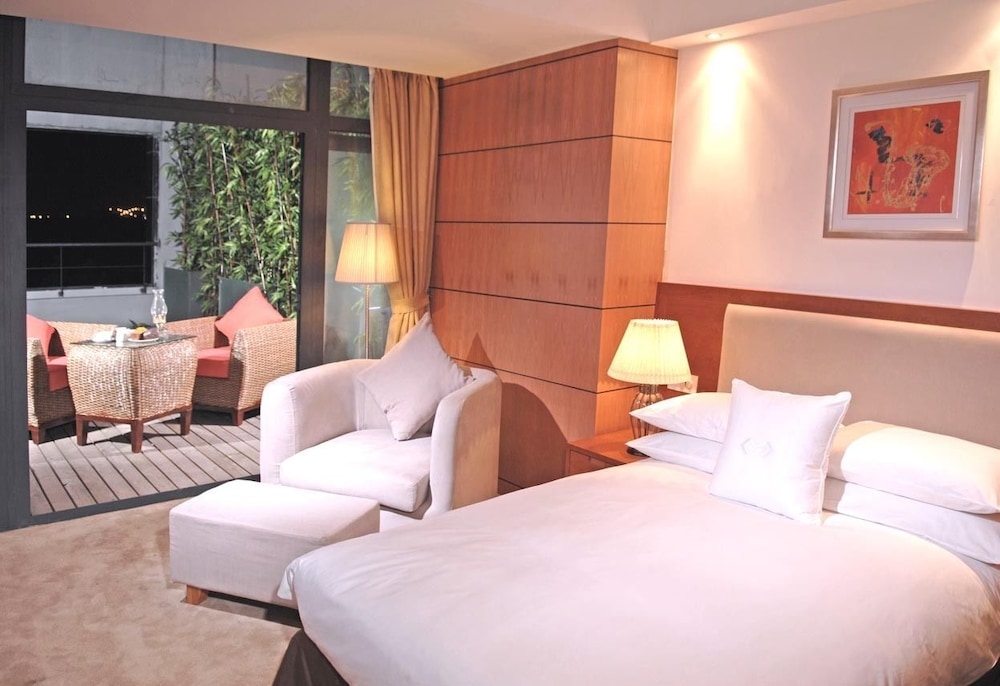 Gloria Plaza Hotel Kangqiao Shanghai 2/17