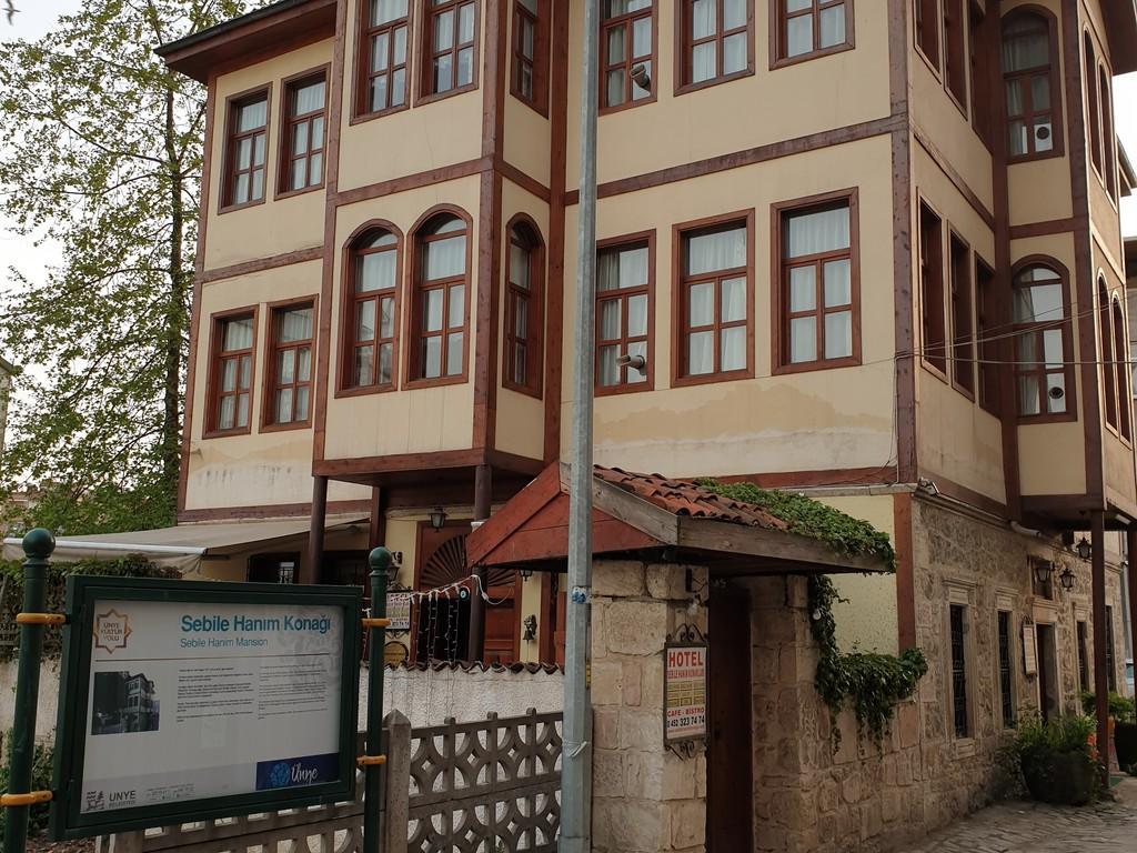 Sebile Hanim Konaklari 4/13