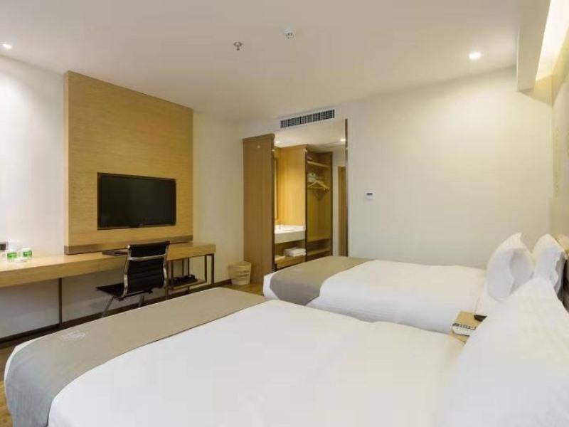 GreenTree Inn Fuzhou Linchuan Yizhong 29/53