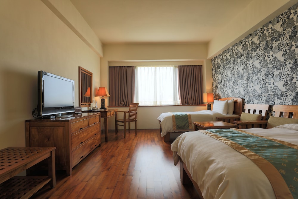 Yentai Hotel 16/41