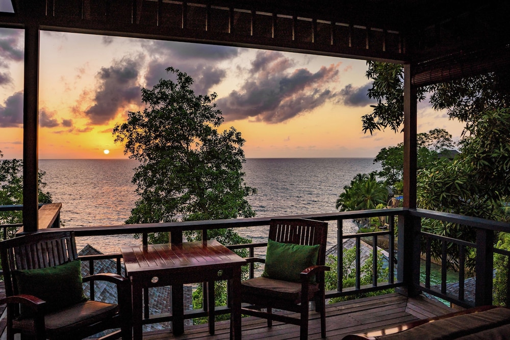 Hilton Seychelles Northolme Resort and Spa 12/94