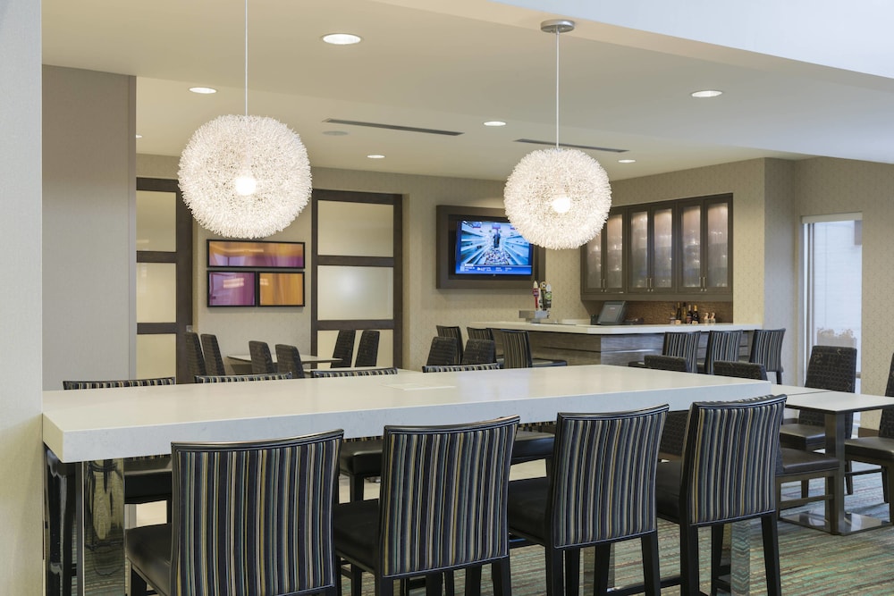 RESIDENCE INN GREEN BAY DOWNTOWN 3/58