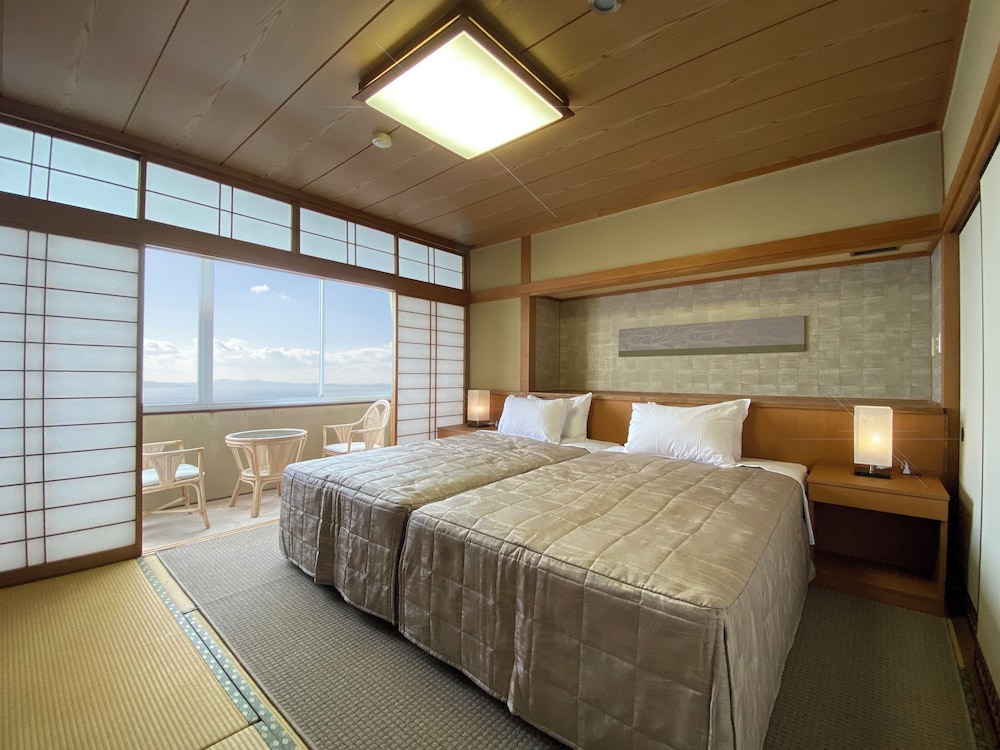 Mikawa Bay Hills Hotel 6/35