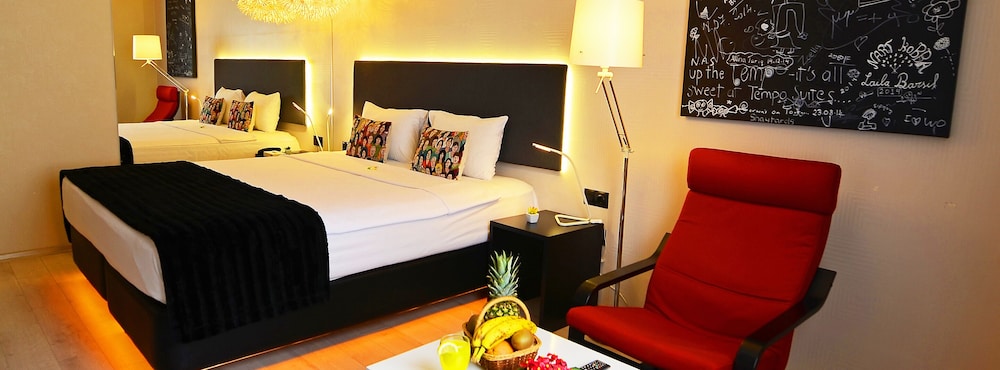 TEMPO FAIR SUITES 13/65