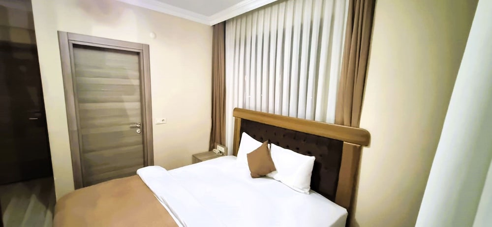 Wind Hotel 13/28