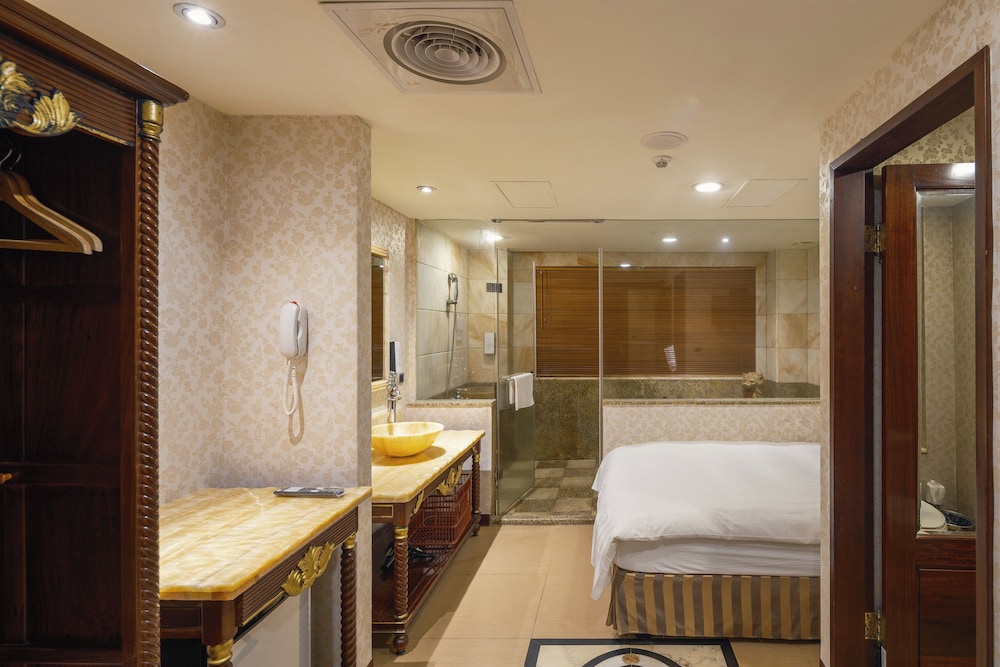 Grand Pleasure Spring Hotel 42/50
