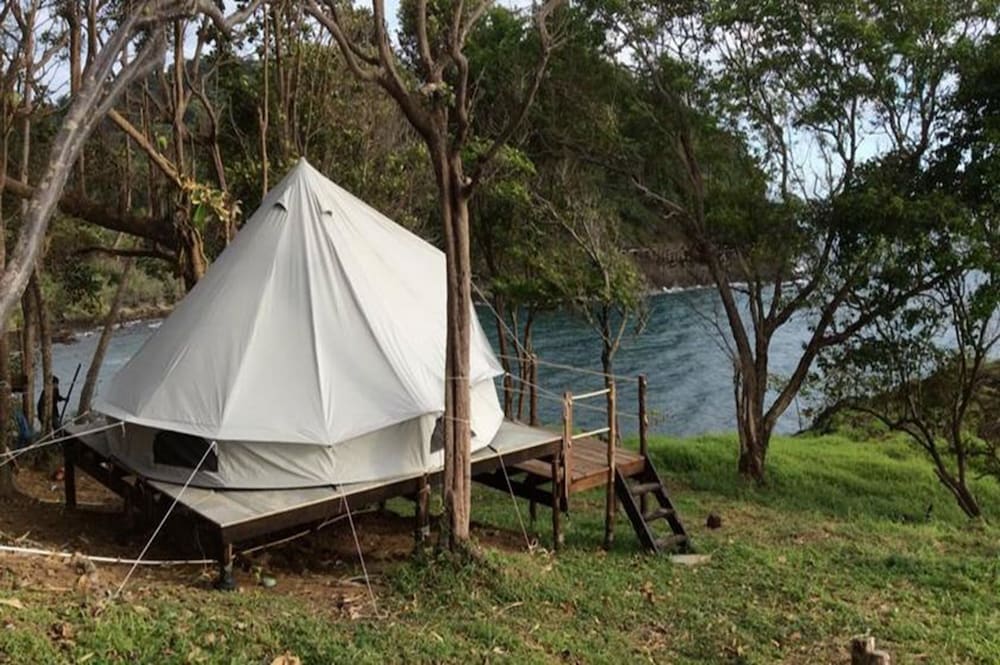 Cliff Cottage Resort 22/75
