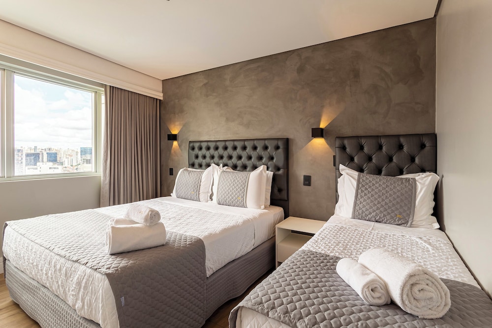 You Stay at Vila Olimpia - ITC 11/50